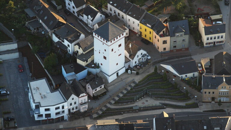 1280px Weisenthurm1 1 768x432