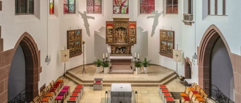 Kirchenfenster hda 0150 klein altar.jpg 17744669771 768x330